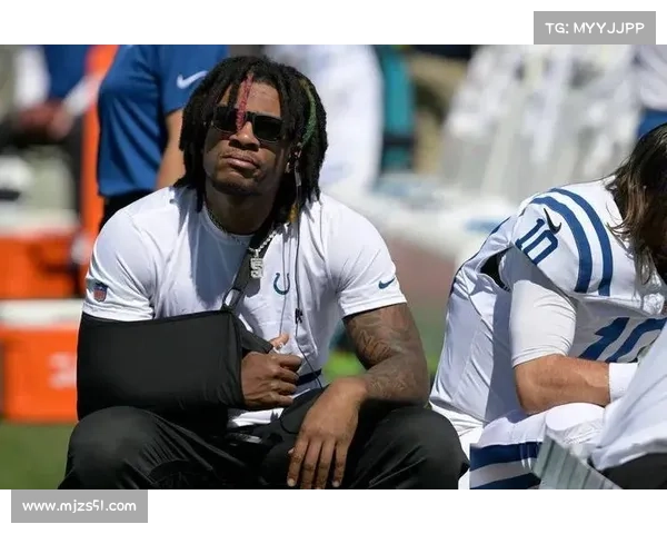 美洲虎小马新生代四分卫对决特雷弗劳伦斯与安东尼理查德森激烈碰撞 美洲虎小马新生代四分卫对决特雷弗劳伦斯与安东尼理查德森激烈碰撞